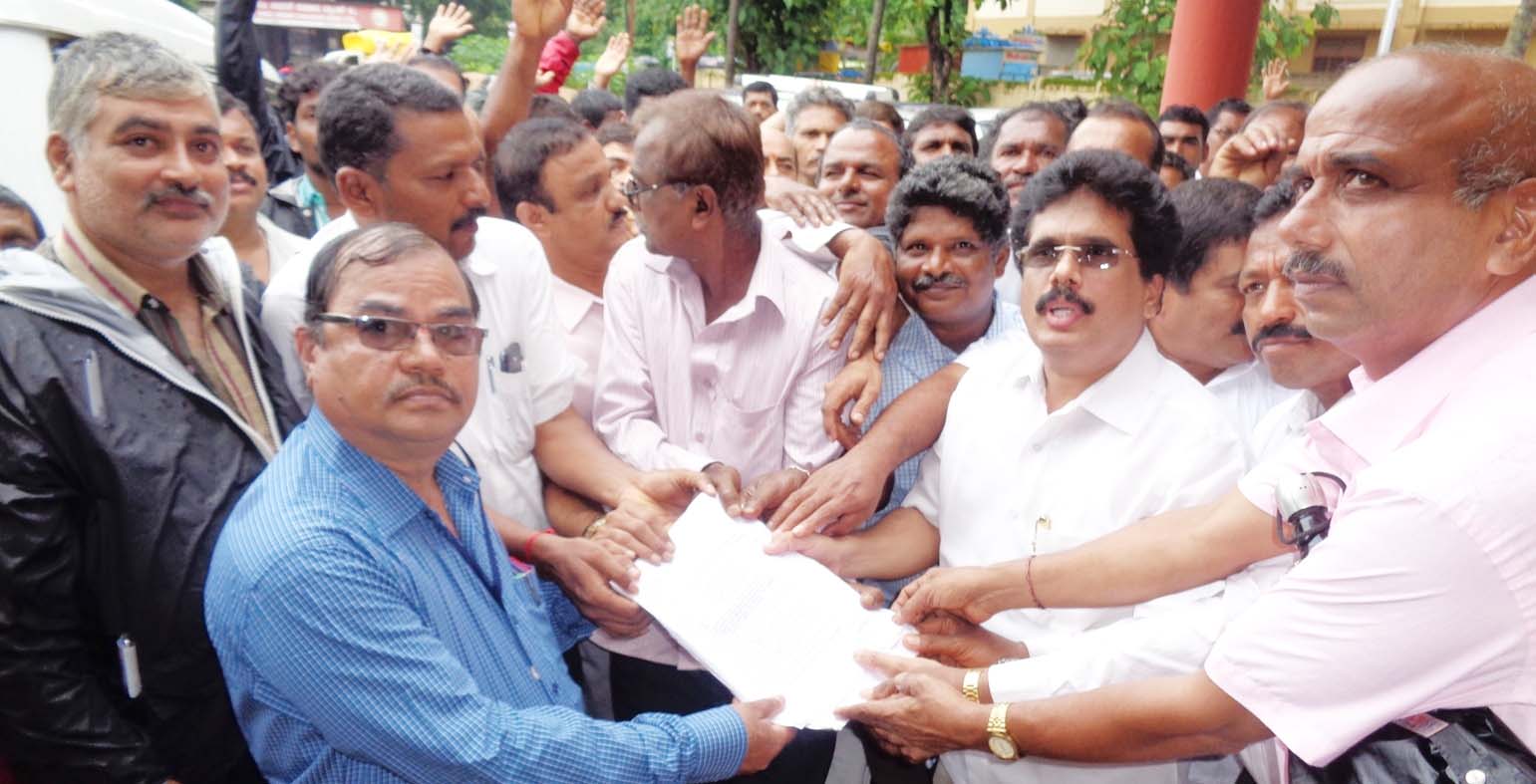 ರೈತರ ವಿವಿಧ ಬೇಡಿಕೆ ಈಡೇರಿಕೆಗೆ ಮನವಿ